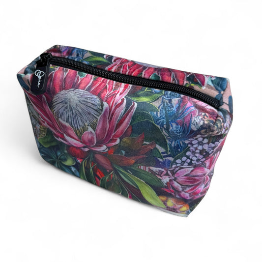 The Garden before Time - Make up Bag